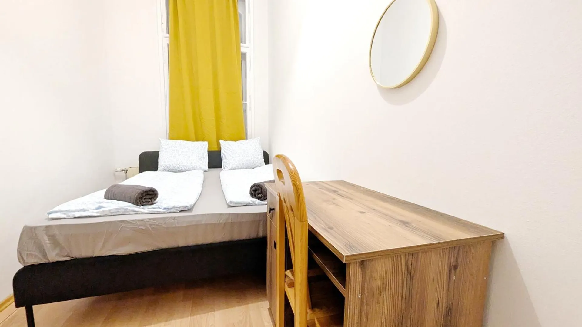 Spacious Rooms - 15 Min From Airport & City Center, 5 Min From Vienna Main-Bus Station Ez8 Homestay